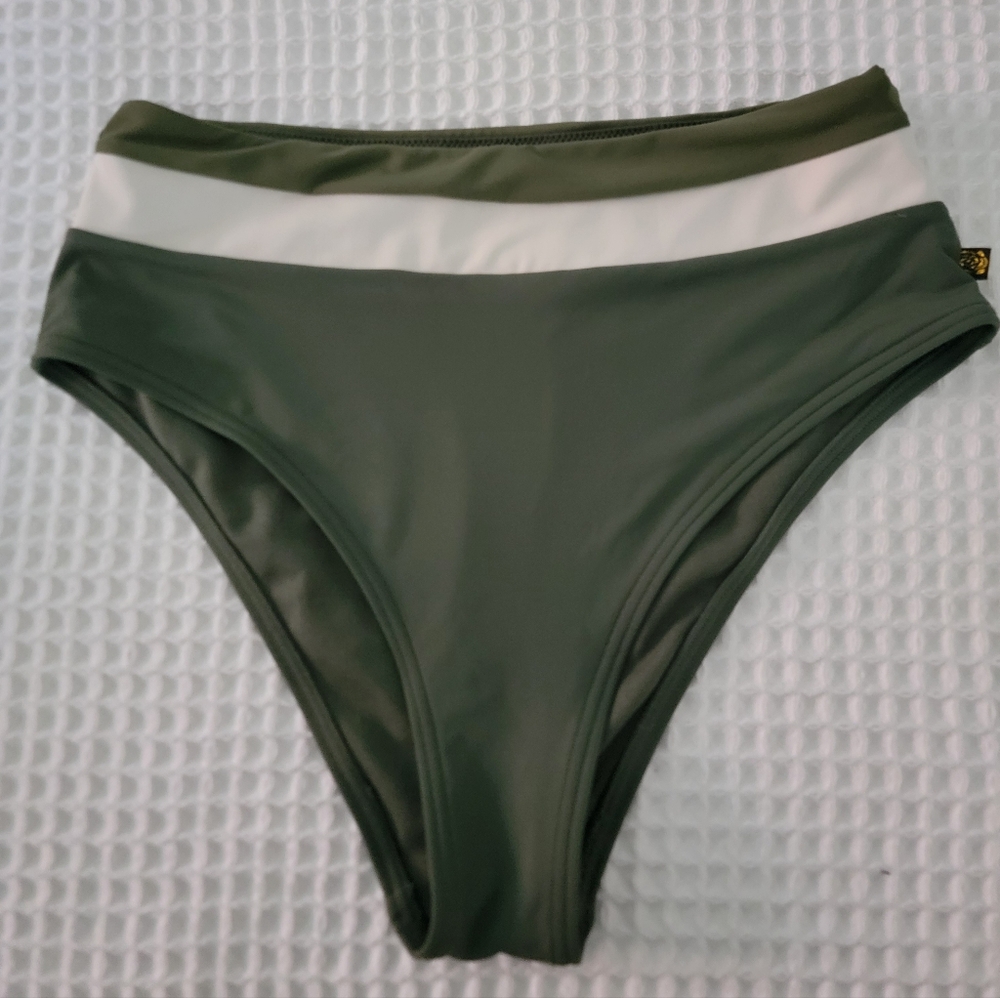 Aqua Women's Swim Set Top S Bottum XS - Picture 4 of 9